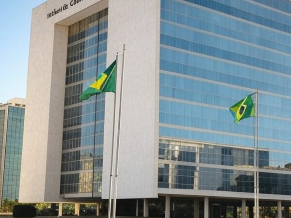 Edifício do TCU em Brasília, simbolizando suspensão de inspeção no Banco Central e encaminhamento ao plenário.