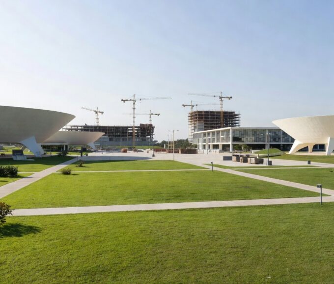 Campus da UnDF em Brasília, representando aumento de 77% em matrículas e investimento de R$ 25 milhões para 2026.