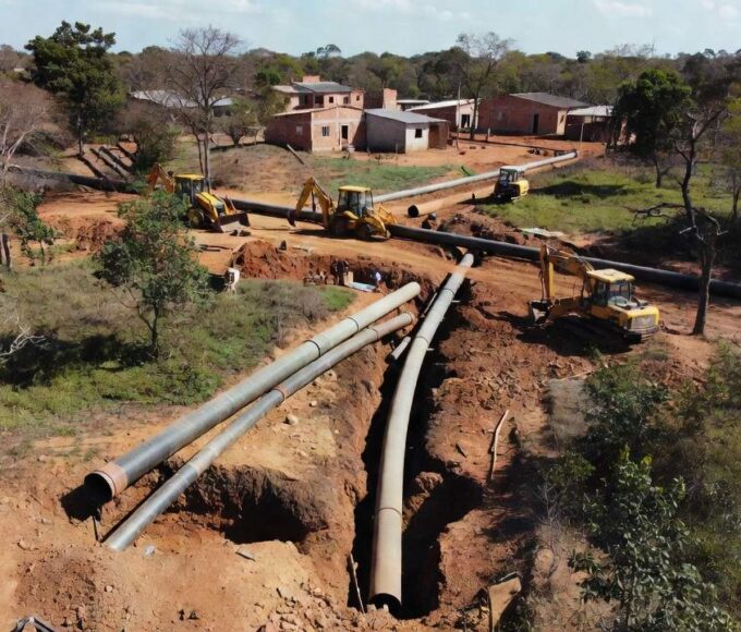 Infraestrutura precária de saneamento em São Sebastião após 30 anos de espera