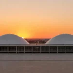 Congresso Nacional em Brasília simbolizando candidatura ao GDF