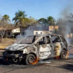 Volkswagen SpaceFox destruído por incêndio em Sobradinho, Brasília